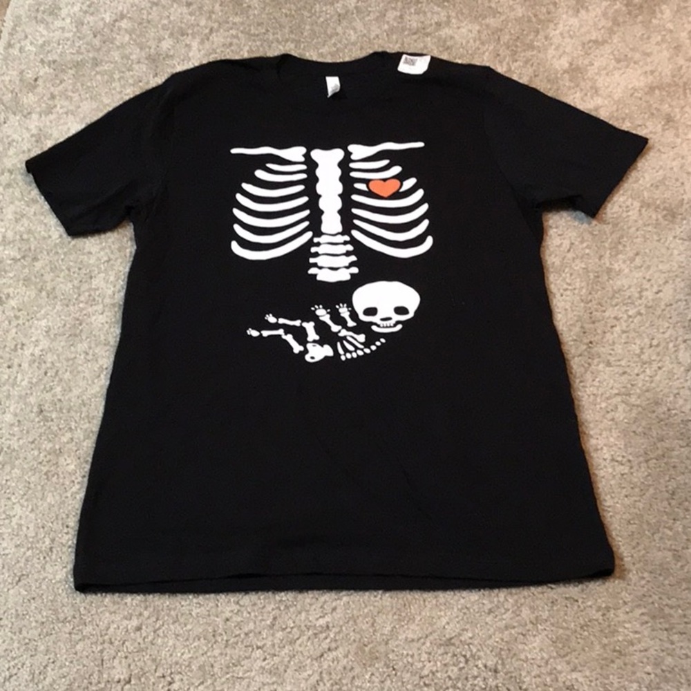 NWT Bella Canvas Halloween Skeleton “Baby on Board” t shirt - unisex - Large